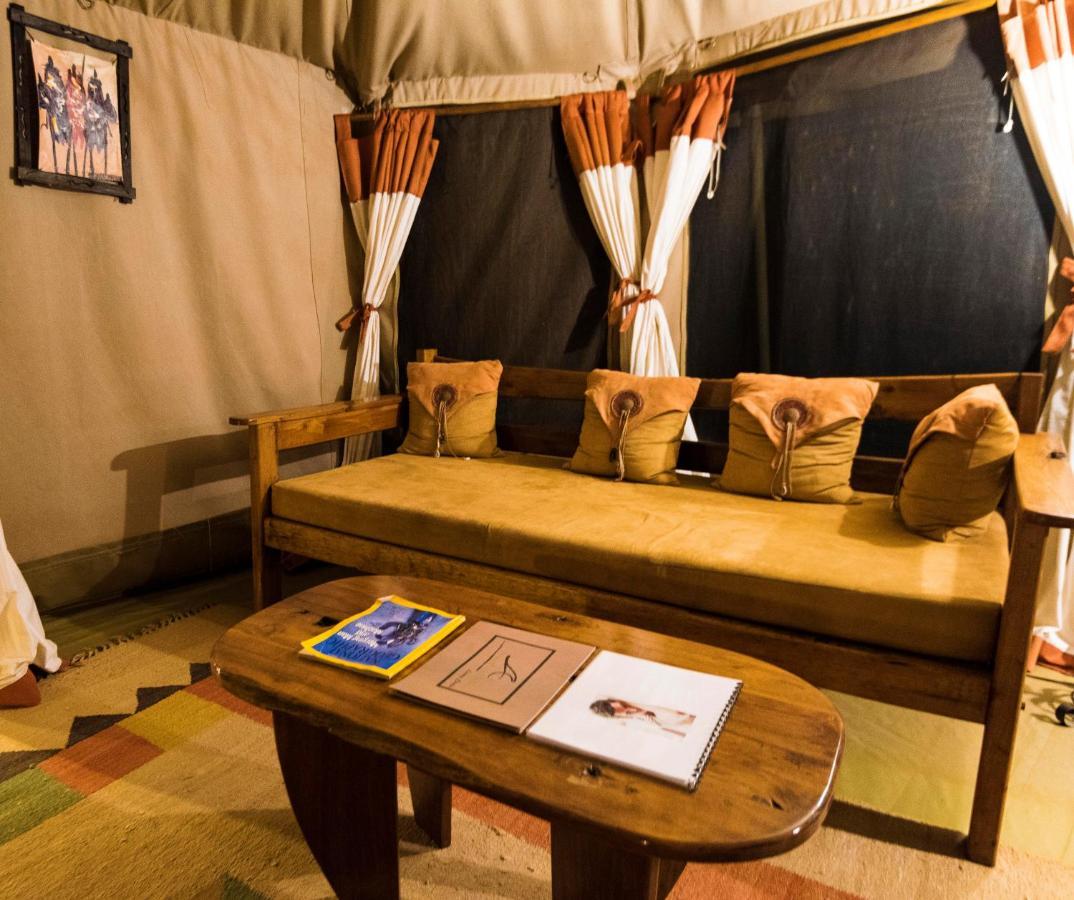 Elephant Bedroom Camp - Samburu Archers Post Exterior photo